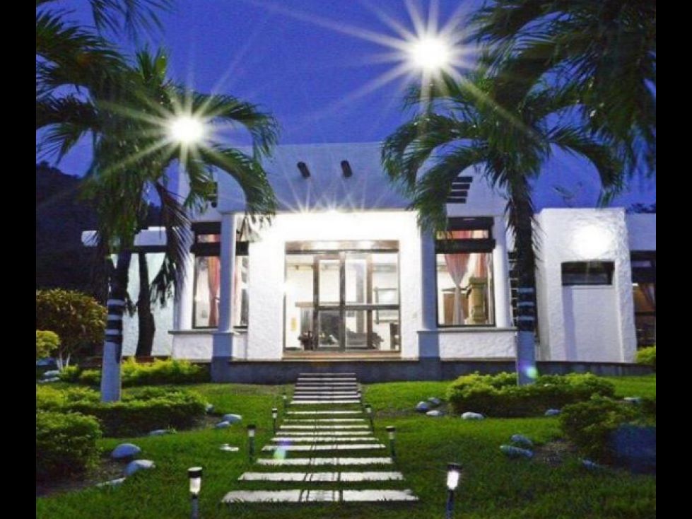 Finca en venta Antioquia Sopetrán Sopetran 545 m2 Habitaciones 4 Baños 4 Garajes 10 Precio $1950000000