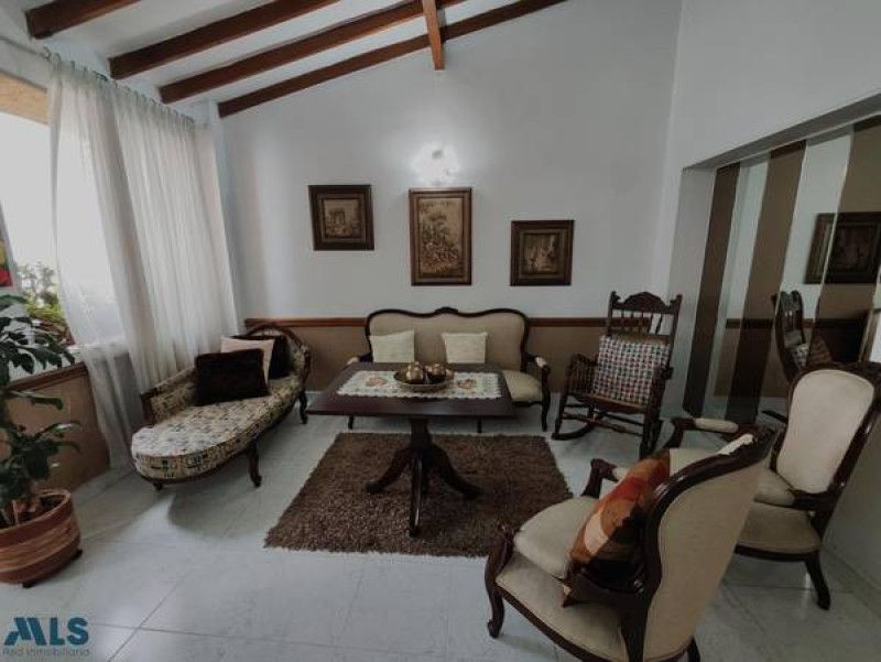 Apartamento en venta Antioquia Medellín Bolivariana 165 m2 Habitaciones 3 Baños 3 Garajes 2 Precio $790000000