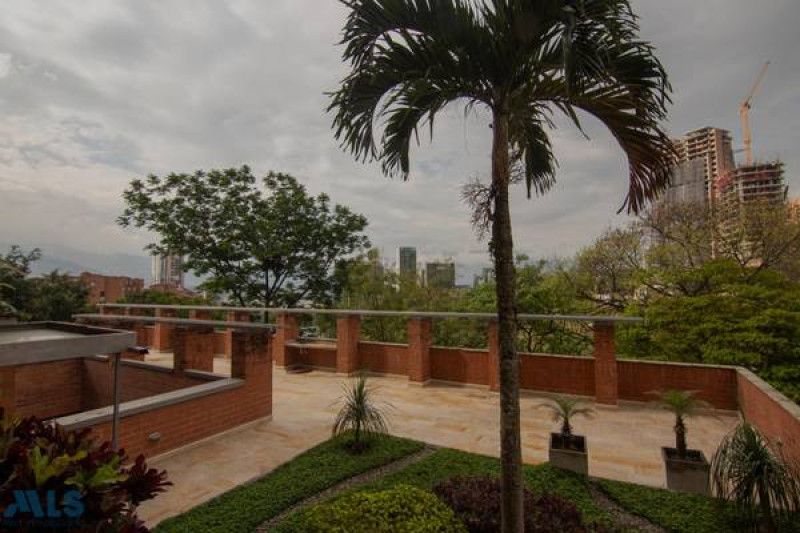 Apartamento en venta Antioquia Medellín El Castillo 85 m2 Habitaciones 2 Baños 2 Garajes 1 Precio $840000000