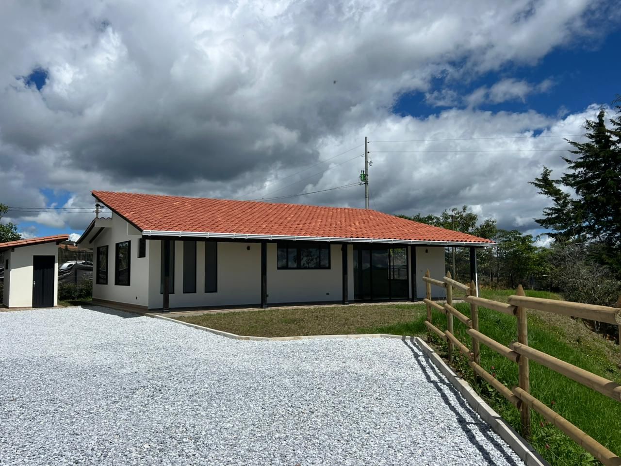 Finca en venta Antioquia San Vicente San Vicente 170 m2 Habitaciones 3 Baños 2 Garajes 2 Precio $729000000