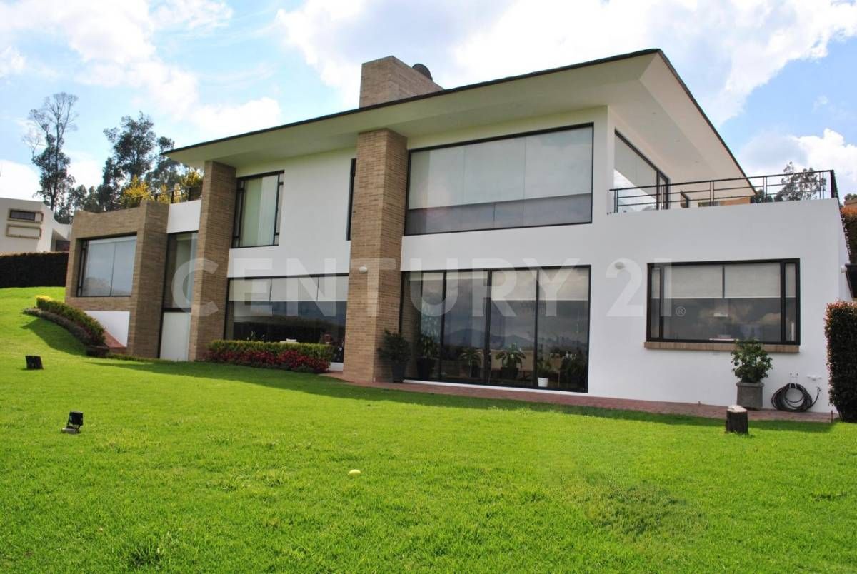 Casa en venta Cundinamarca Sopó Sopó 360 m2 Habitaciones 4 Baños 6 Garajes 5 Precio $2700000000