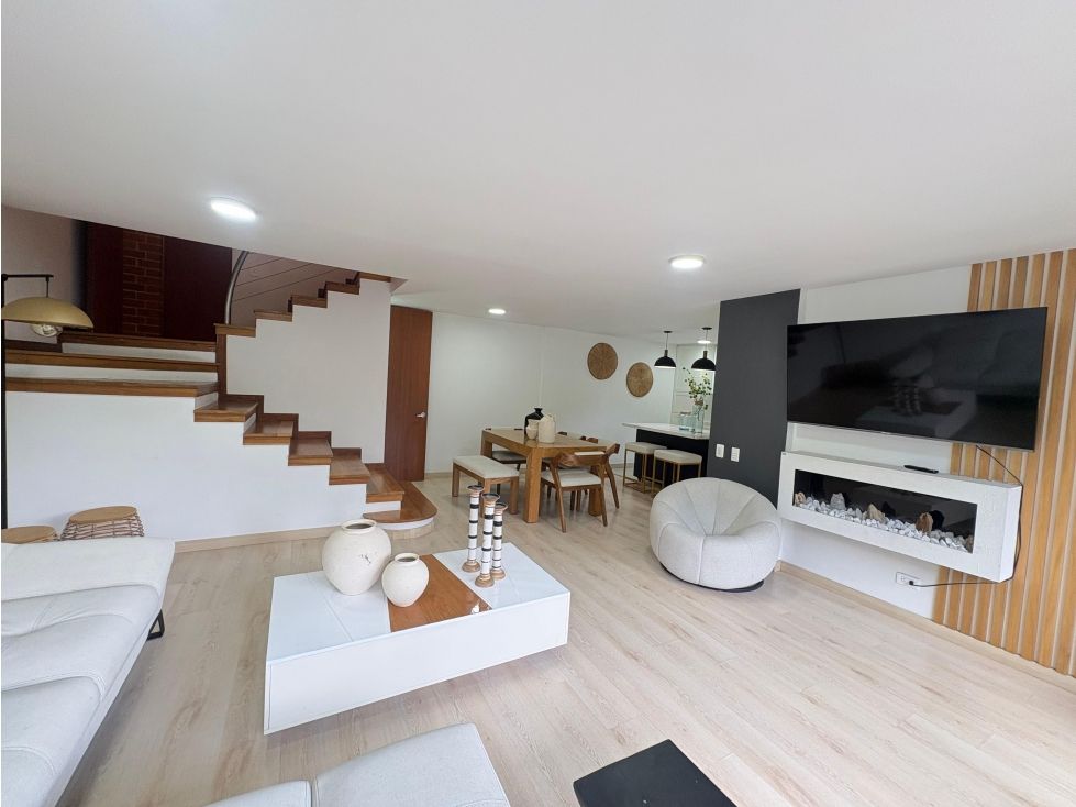 Casa en arriendo Antioquia Medellín El Poblado 120 m2 Habitaciones 2 Baños 3 Garajes 2 Precio $6500000