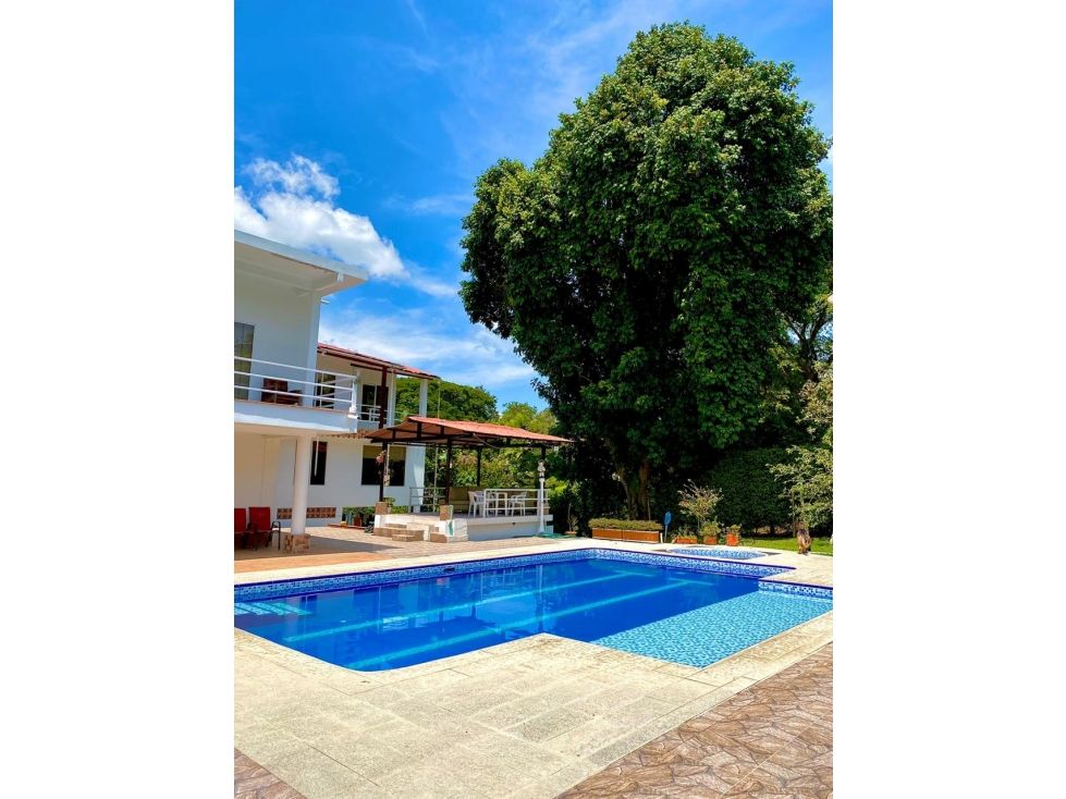 Casa Campestre en venta Risaralda Pereira Pereira 395 m2 Habitaciones 4 Baños 4 Garajes 5 Precio $1200000000