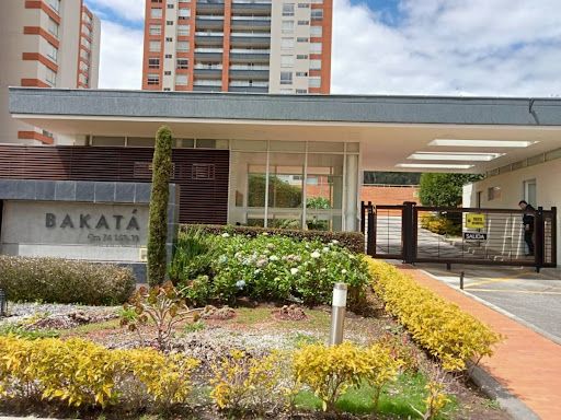 Apartamento en venta Cundinamarca Bogotá Casa Blanca Suba 74 m2 Habitaciones 3 Baños 2 Garajes 2 Precio $650000000