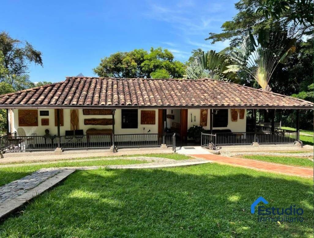 Finca en venta Antioquia Amagá 14 De Julio 79723 m2 Habitaciones 6 Baños 6 Garajes 6 Precio $3500000000