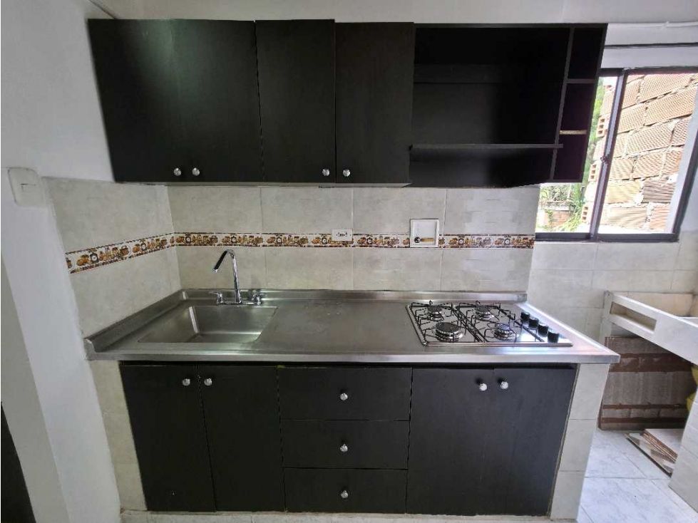 Apartamento en arriendo Antioquia Medellín Sucre 73 m2 Habitaciones 3 Baños 1 Garajes 0 Precio $1500000