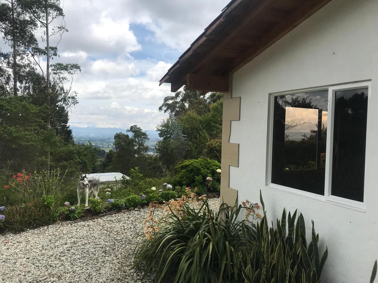 Casa en arriendo Antioquia Medellín Medellín 3000 m2 Habitaciones 3 Baños 2 Garajes 1 Precio $6140000