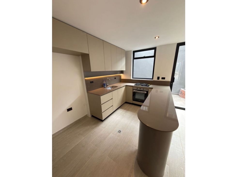 Casa en arriendo Antioquia Rionegro Centro 220 m2 Habitaciones 4 Baños 5 Garajes 1 Precio $6000000