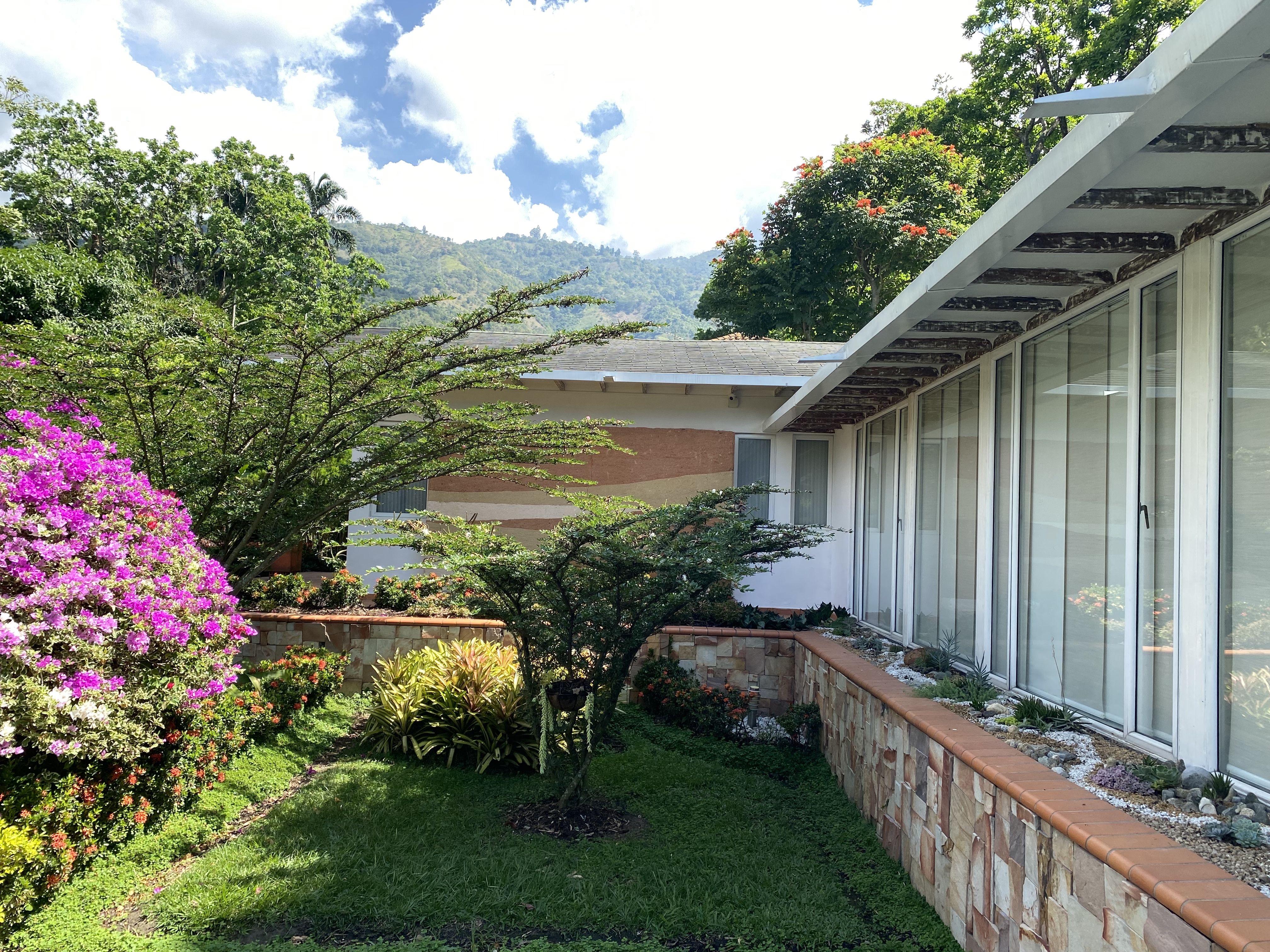 Casa Campestre en venta Santander Piedecuesta Los Colorados 224 m2 Habitaciones 3 Baños 2 Garajes 2 Precio $1400000000