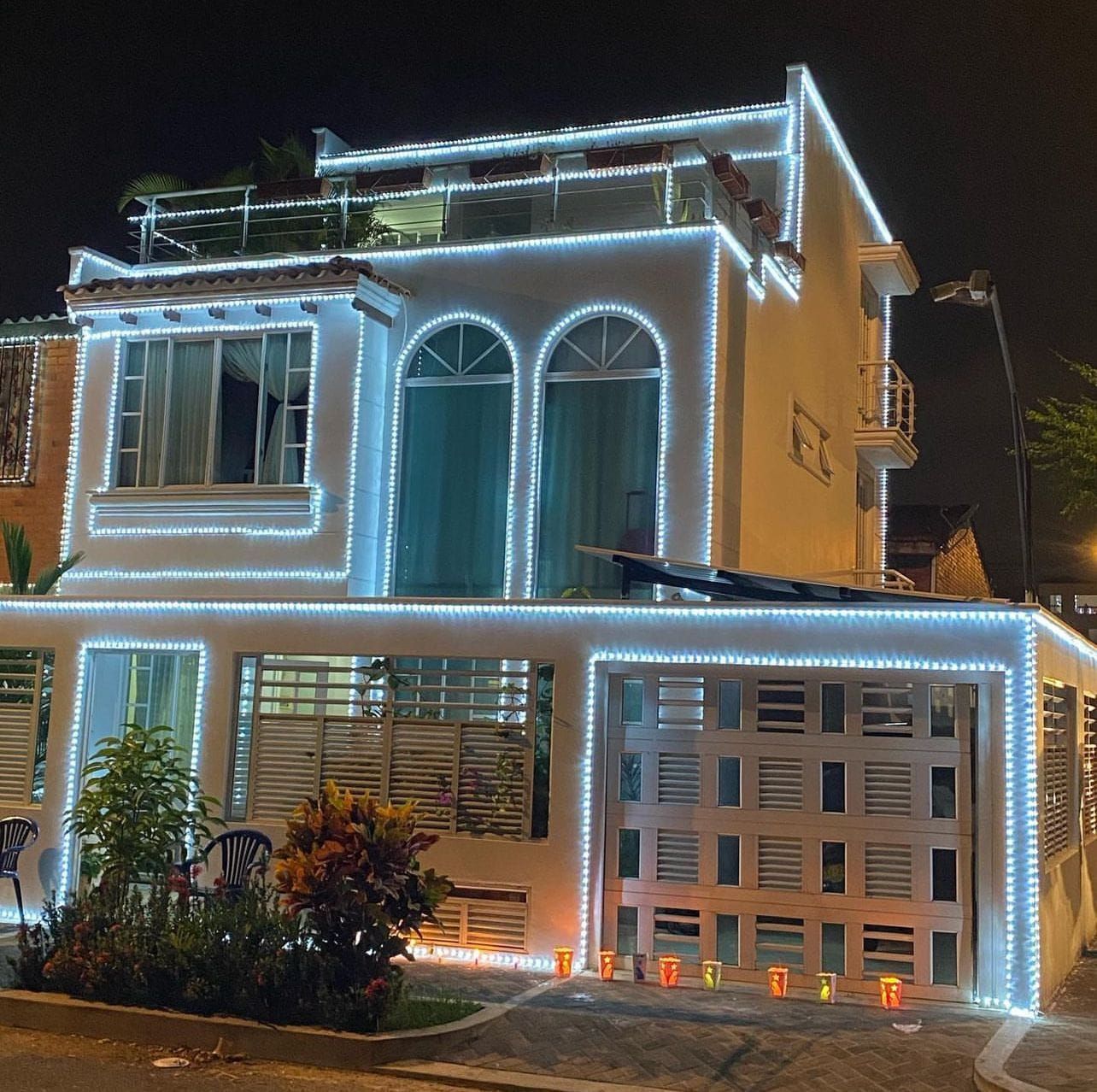 Casa en venta Valle Del Cauca Cali Ciudad Real 270 m2 Habitaciones 4 Baños 5 Garajes 3 Precio $580000000