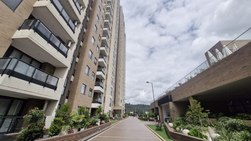 Apartamento en venta Cundinamarca Bogotá San Jose V Sector 80 m2 Habitaciones 3 Baños 2 Garajes 1 Precio $649000000