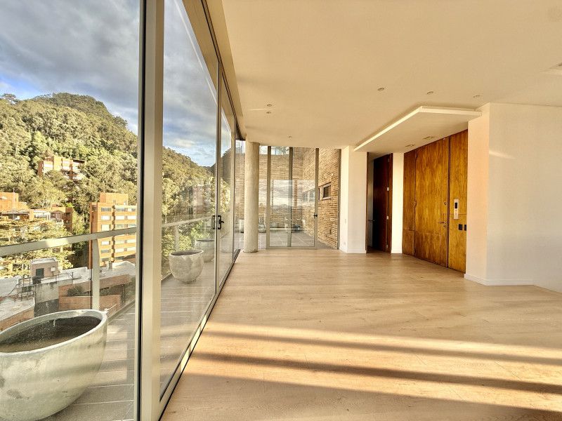 Apartamento en venta Cundinamarca Bogotá Bellavista 381 m2 Habitaciones 4 Baños 4 Garajes 4 Precio $8804000000