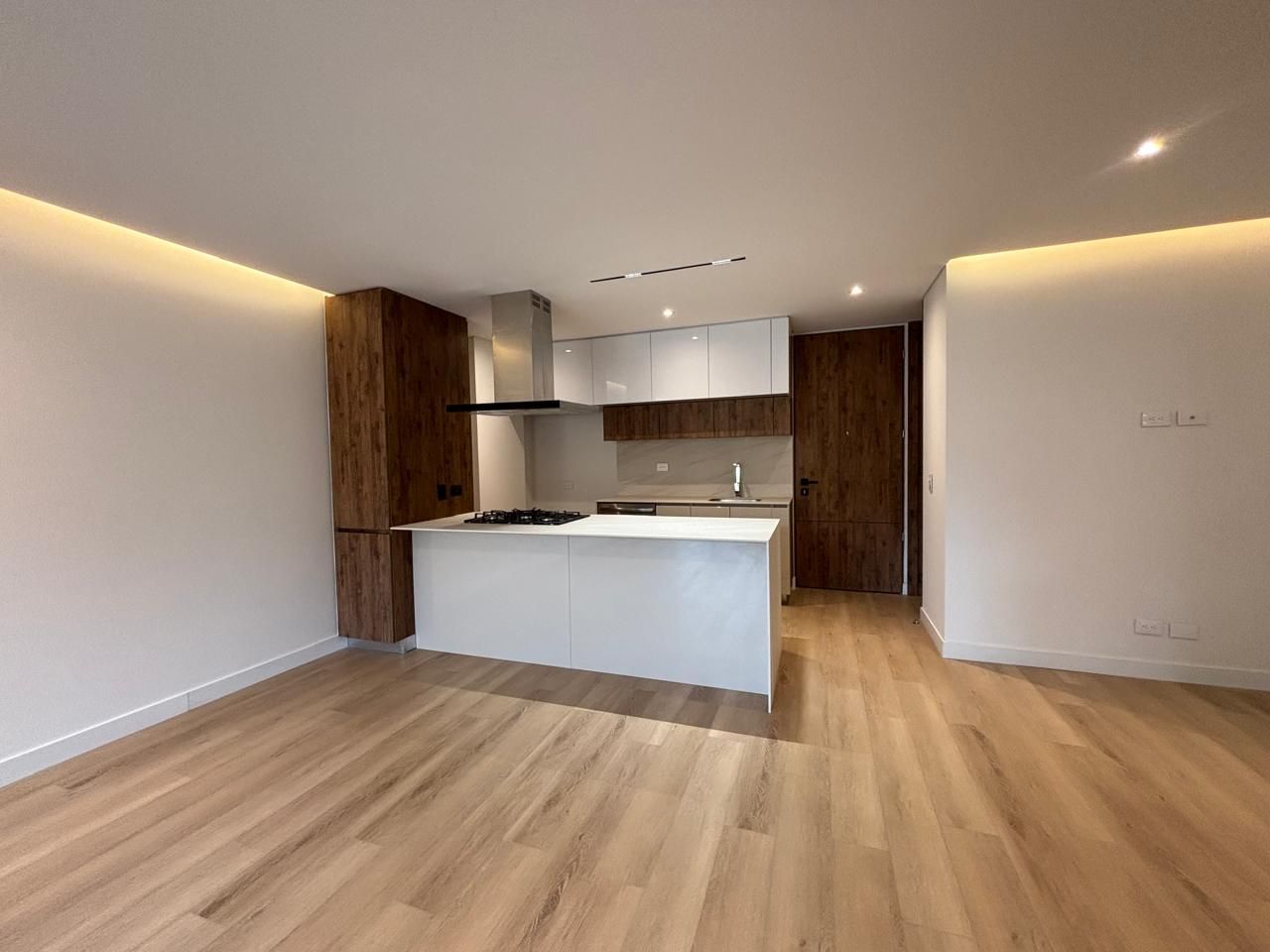 Apartamento en venta Cundinamarca Bogotá Otros 95 m2 Habitaciones 2 Baños 3 Garajes 2 Precio $1550178900