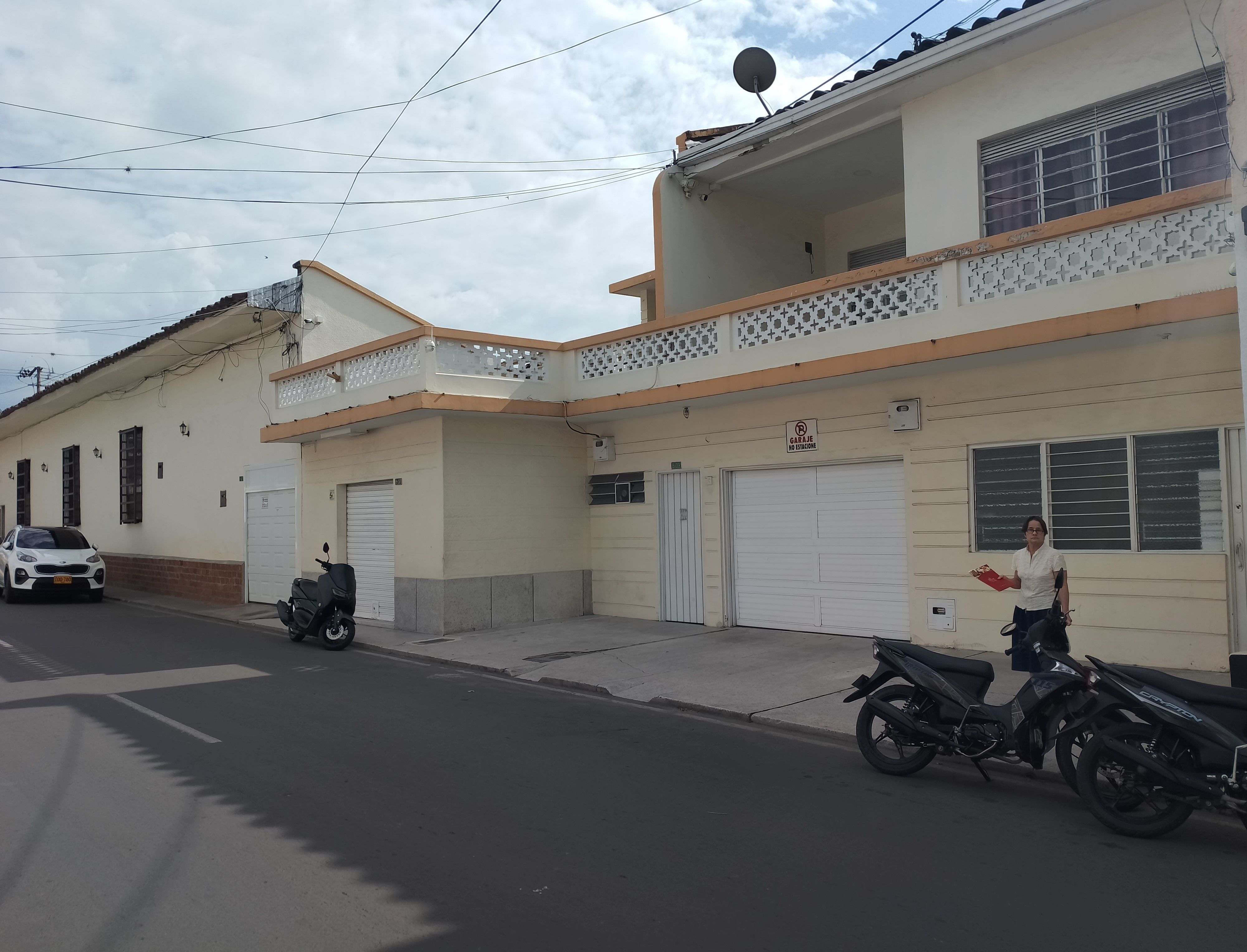 Casa en venta Valle Del Cauca Guadalajara De Buga Otros 467 m2 Habitaciones 11 Baños 5 Garajes 1 Precio $1390000000