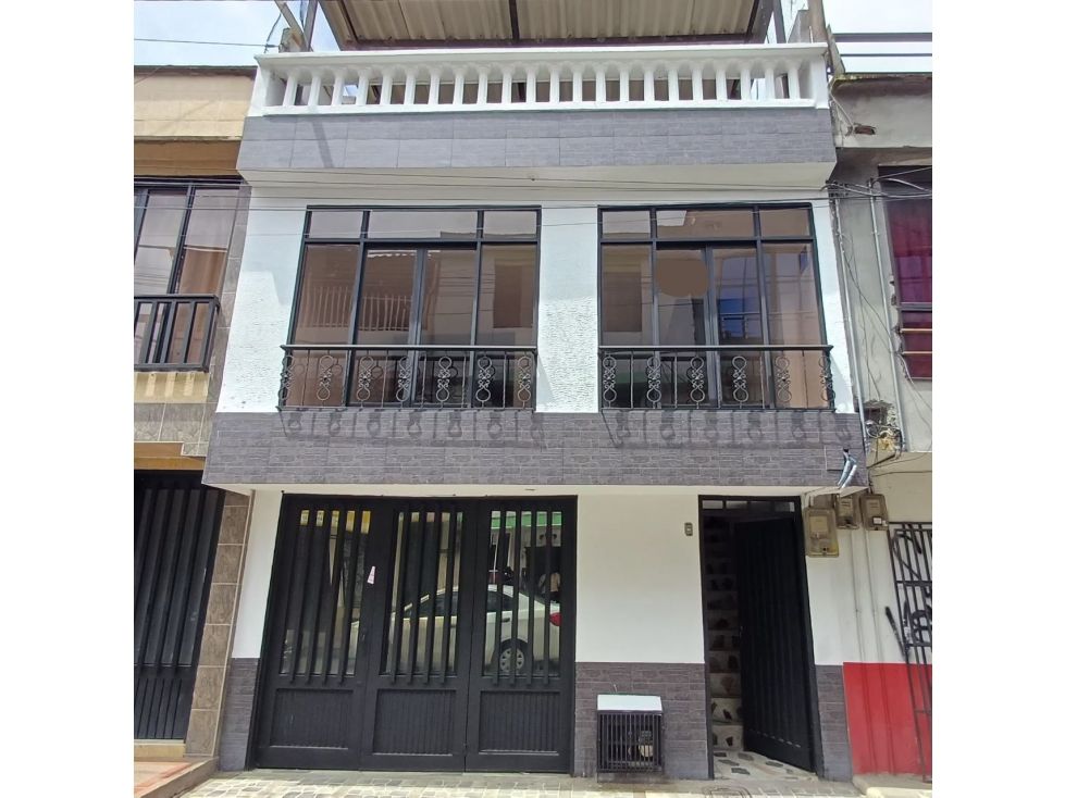 Casa en venta Risaralda Pereira Br La Habana I Etapa 185 m2 Habitaciones 5 Baños 3 Garajes 1 Precio $395000000