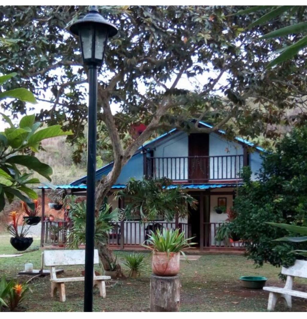 Finca en venta Valle Del Cauca La Cumbre La Cumbre 3500 m2 Habitaciones 4 Baños 2 Garajes 10 Precio $320000000