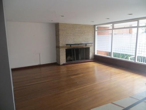 Edificio en venta Cundinamarca Bogotá Santa Barbara Occidental 7487 m2 Habitaciones 0 Baños 0 Garajes 0 Precio $28000000000