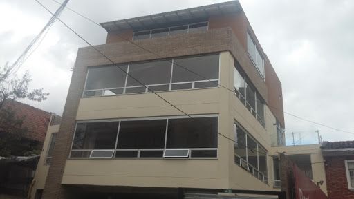 Edificio en venta Cundinamarca Bogotá Granada 1000 m2 Habitaciones 0 Baños 0 Garajes 2 Precio $9500000000