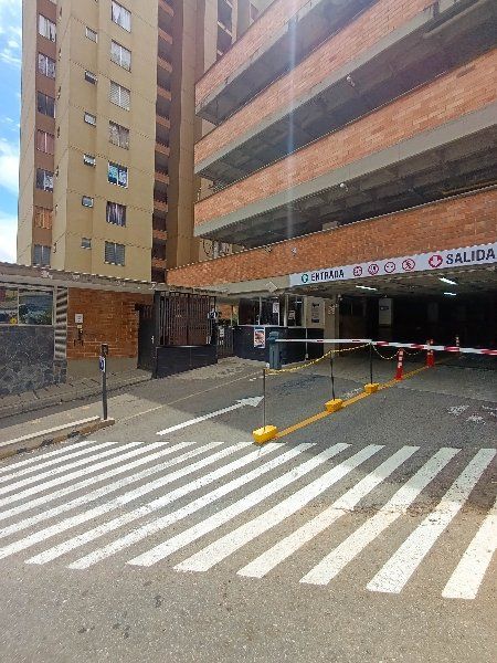 Apartamento en arriendo Antioquia Medellín Simon Bolivar 73 m2 Habitaciones 3 Baños 2 Garajes 1 Precio $2500000