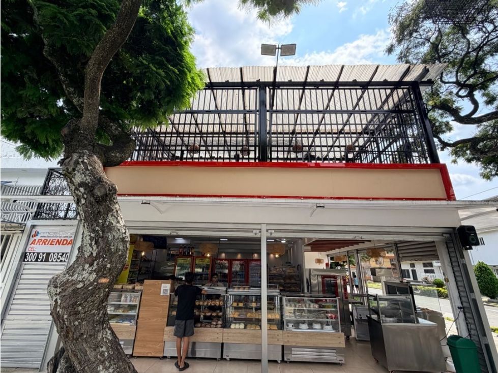 Local en arriendo Valle Del Cauca Cali Ulpiano Lloreda 60 m2 Habitaciones 0 Baños 2 Garajes 0 Precio $2500000