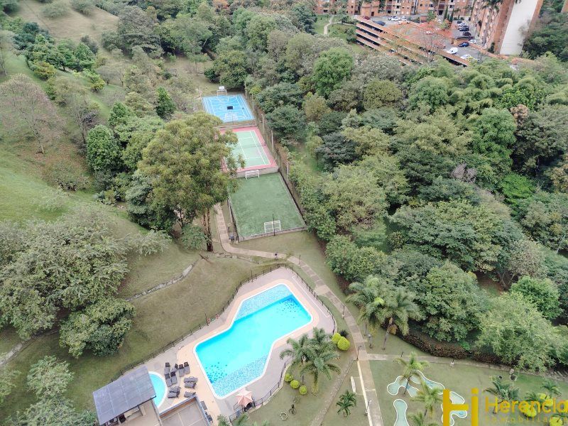 Apartamento en arriendo Antioquia Medellín Las Esmeraldas 60 m2 Habitaciones 3 Baños 2 Garajes 1 Precio $3100000