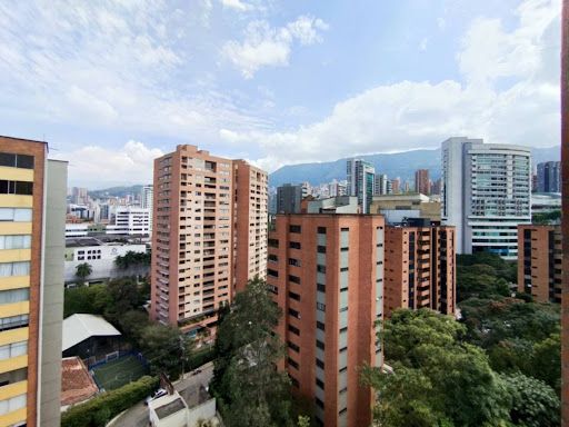 Apartamento en arriendo Antioquia Medellín La Aguacatala 89 m2 Habitaciones 3 Baños 2 Garajes 1 Precio $4900000