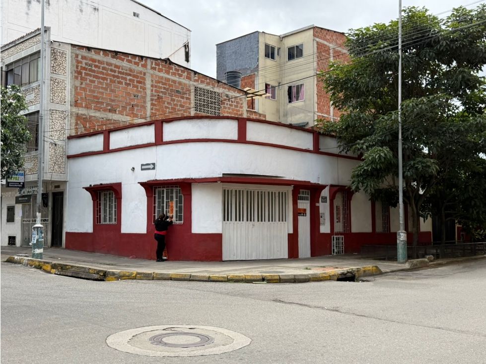 Casa en arriendo Santander Bucaramanga San Francisco 150 m2 Habitaciones 3 Baños 2 Garajes 1 Precio $1500000