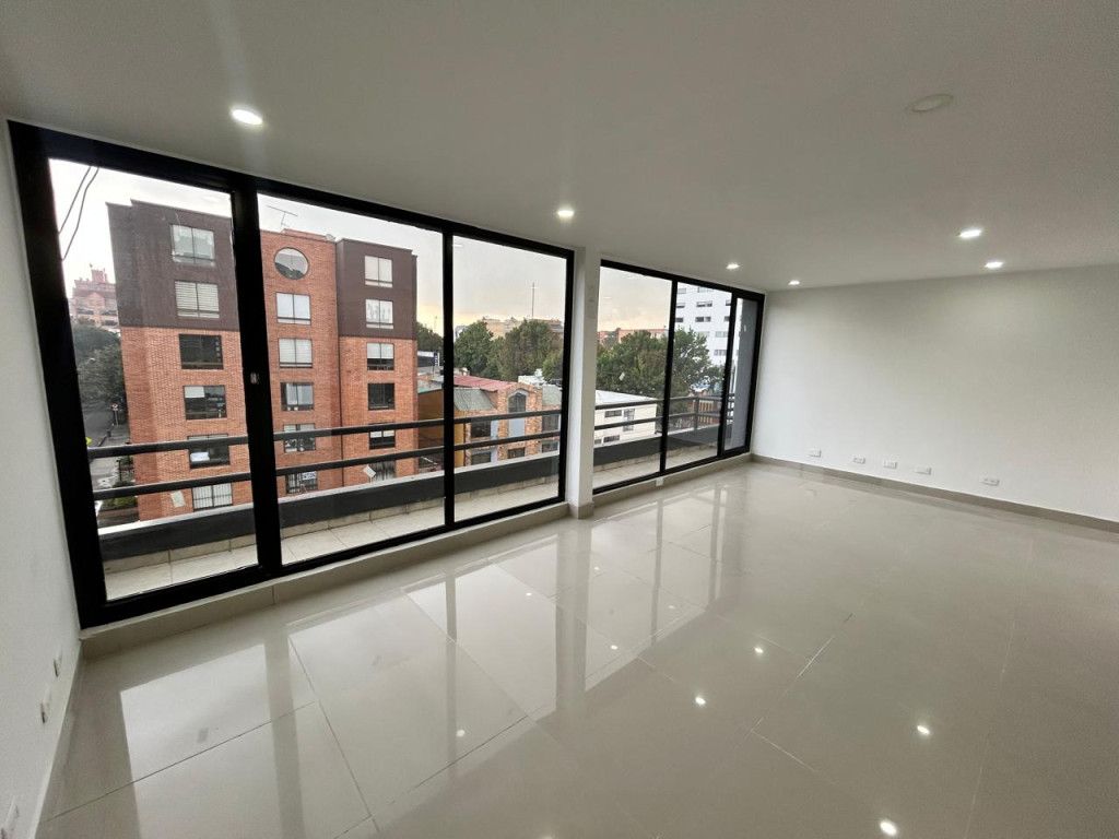 Oficina en venta Cundinamarca Bogotá Otros 35 m2 Habitaciones 0 Baños 1 Garajes 0 Precio $190000000