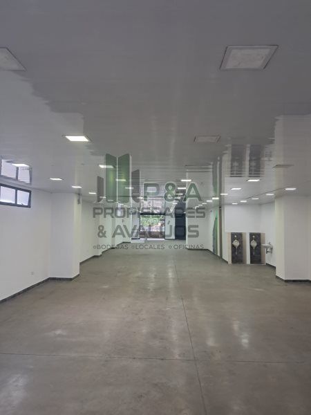Local en arriendo Antioquia Medellín Villa Hermosa 256 m2 Habitaciones 0 Baños 1 Garajes 0 Precio $6500000