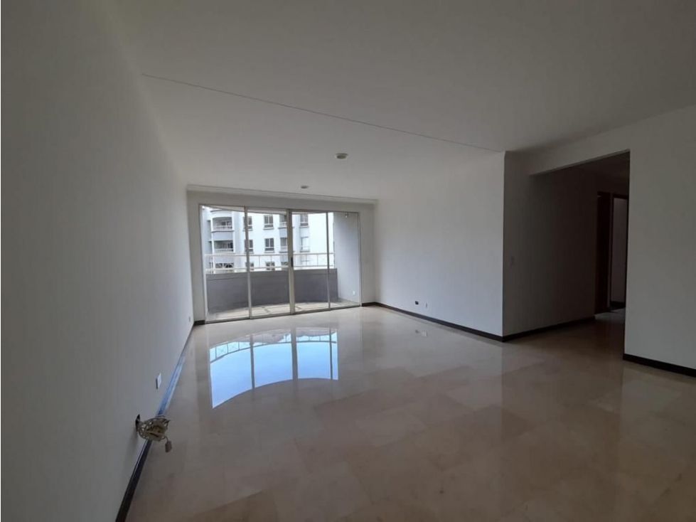 Apartamento en arriendo Antioquia Medellín La Florida 124 m2 Habitaciones 3 Baños 3 Garajes 2 Precio $4950000