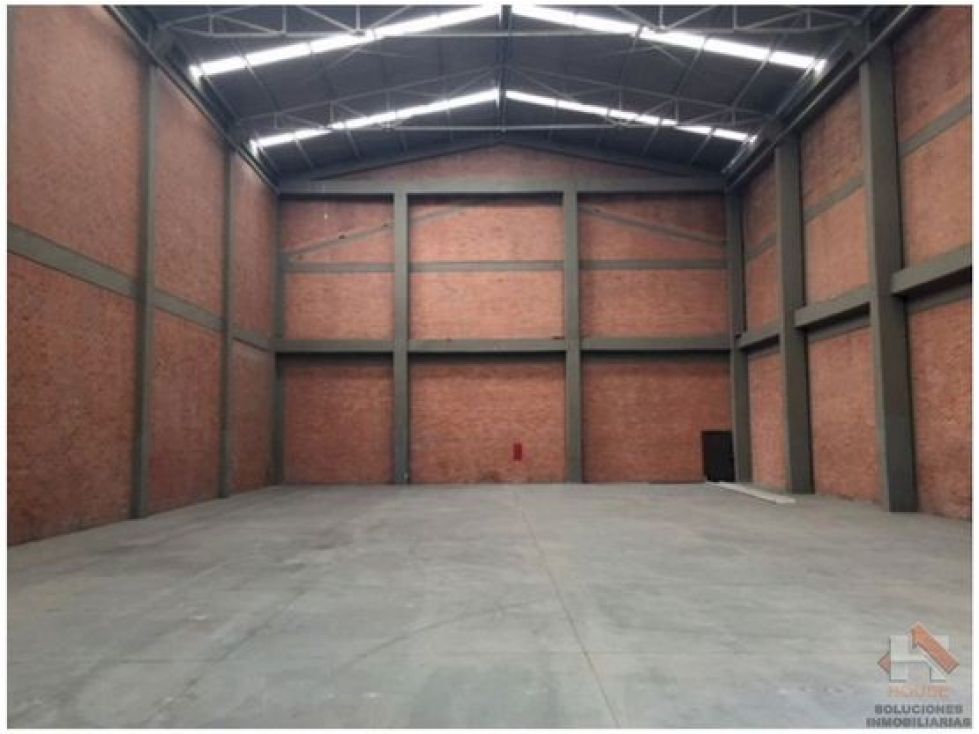 Bodega en arriendo Cundinamarca Bogotá Granjas De Techo 1080 m2 Habitaciones 0 Baños 4 Garajes 0 Precio $31320000