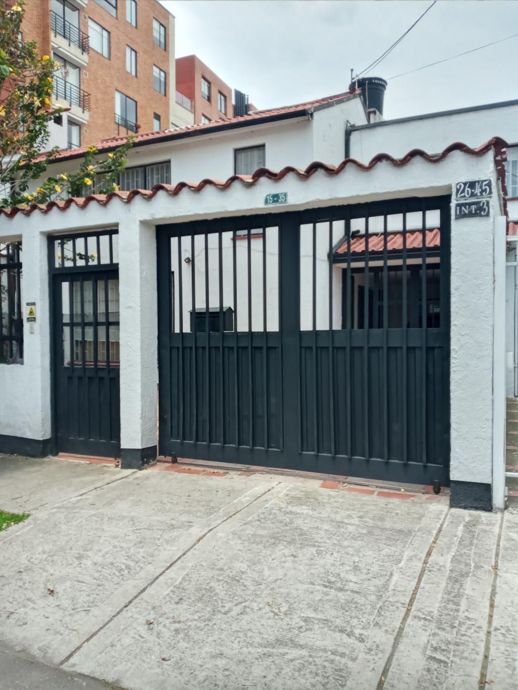 Casa en venta Cundinamarca Bogotá El Contador 256 m2 Habitaciones 6 Baños 6 Garajes 4 Precio $1600000000