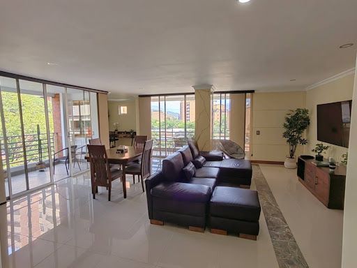 Apartamento en arriendo Antioquia Medellín Bolivariana 120 m2 Habitaciones 3 Baños 2 Garajes 1 Precio $5000000