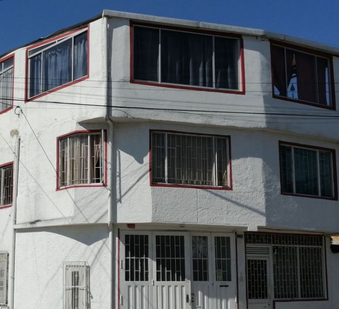 Casa en venta Cundinamarca Bogotá Villa Luz 369 m2 Habitaciones 13 Baños 8 Garajes 0 Precio $2000000000