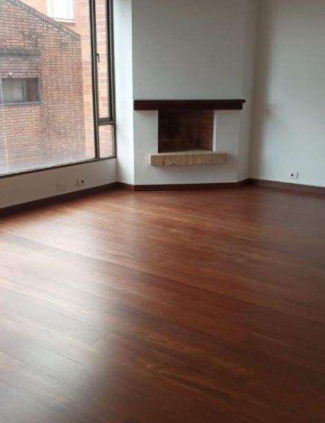 Apartamento en venta Cundinamarca Bogotá Ub Santa Coloma 118 m2 Habitaciones 3 Baños 3 Garajes 2 Precio $720000000