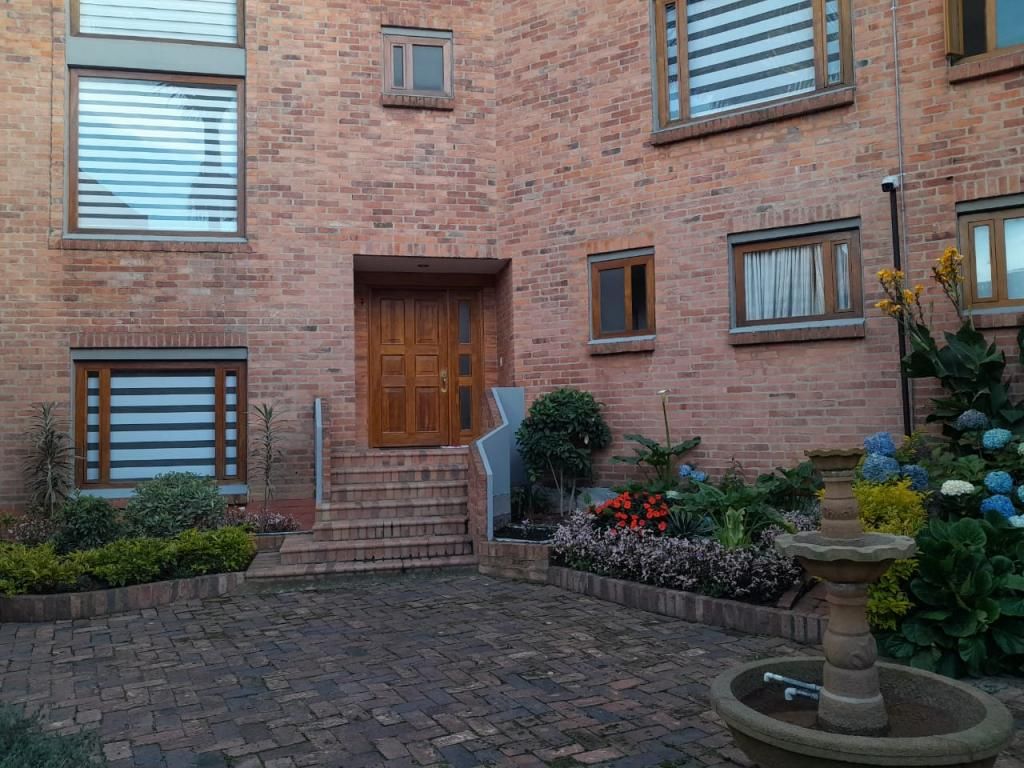 Casa en venta Cundinamarca Chía Ub Los Geranios 257 m2 Habitaciones 5 Baños 5 Garajes 3 Precio $870000000