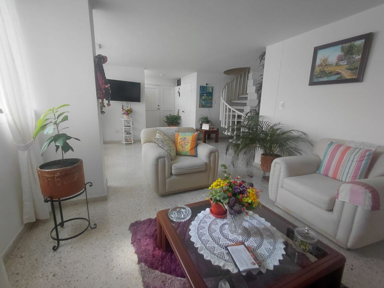 Apartamento en venta Valle Del Cauca Cali El Lido 157 m2 Habitaciones 4 Baños 3 Garajes 2 Precio $450000000
