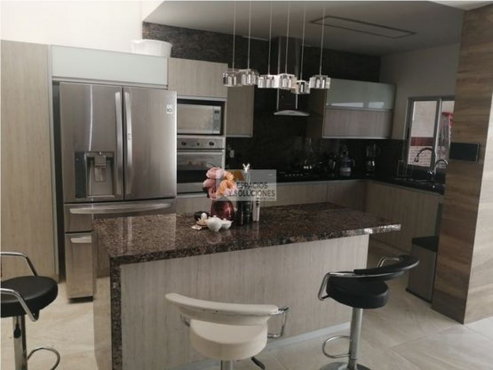 Casa en venta Santander Bucaramanga Diamante 2 310 m2 Habitaciones 7 Baños 3 Garajes 2 Precio $1200000000