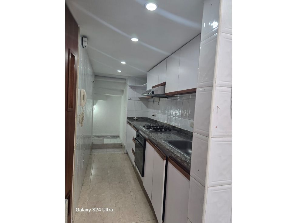 Casa en venta Cundinamarca Bogotá Modelia 106 m2 Habitaciones 3 Baños 2 Garajes 2 Precio $540000000