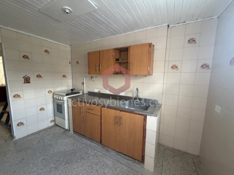 Casa en arriendo Antioquia Medellín San Bernardo 120 m2 Habitaciones 3 Baños 1 Garajes 0 Precio $2200000