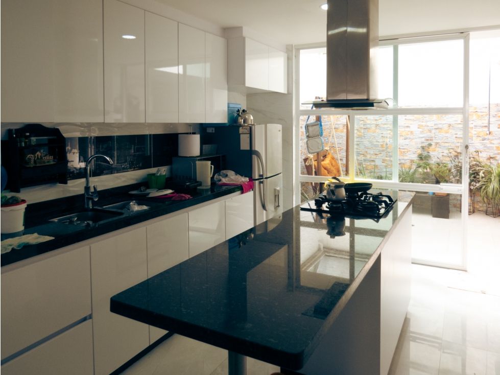 Casa en venta Cundinamarca Fusagasugá El Futuro 154 m2 Habitaciones 4 Baños 4 Garajes 1 Precio $430000000