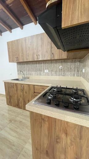 Apartamento en arriendo Antioquia Medellín La Castellana 70 m2 Habitaciones 2 Baños 2 Garajes 1 Precio $2600000