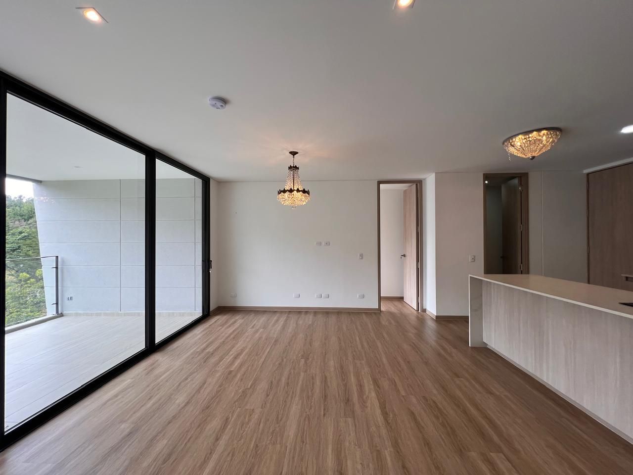 Apartamento en arriendo Antioquia Rionegro Santa Clara I 98 m2 Habitaciones 2 Baños 3 Garajes 2 Precio $6100000