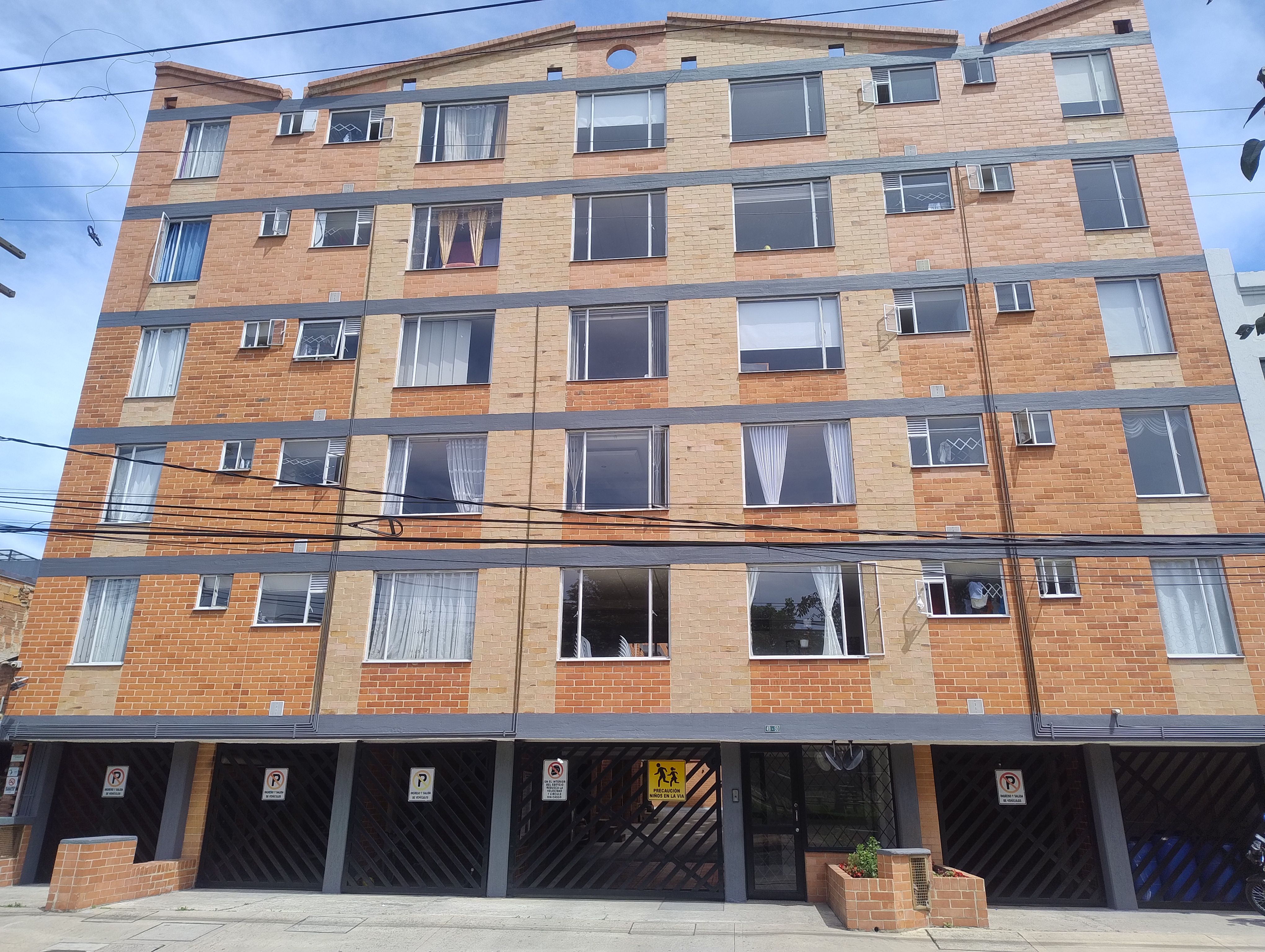 Apartamento en venta Cundinamarca Bogotá Prado Pinzón 40 m2 Habitaciones 2 Baños 1 Garajes 0 Precio $230000000