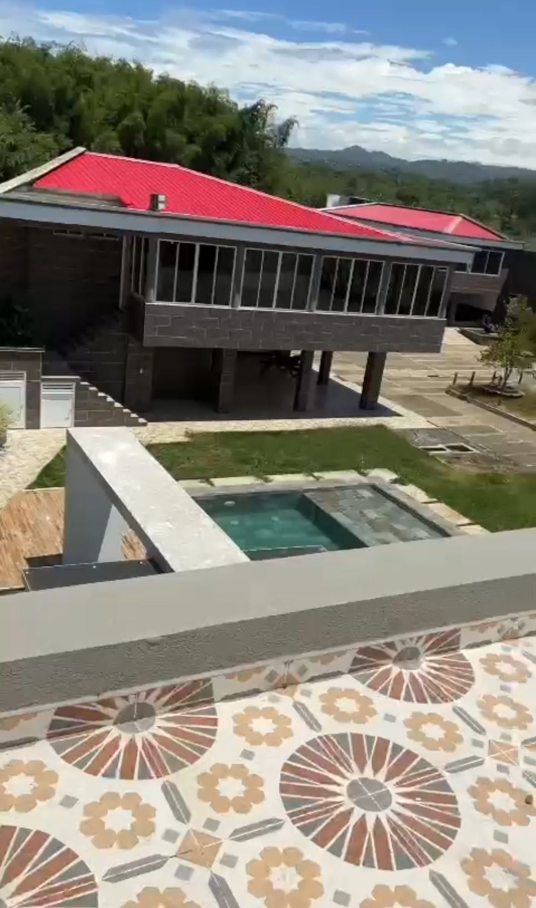 Casa en venta Valle Del Cauca Cali Alfonso Bonilla Aragón 800 m2 Habitaciones 19 Baños 2 Garajes 15 Precio $3900000000