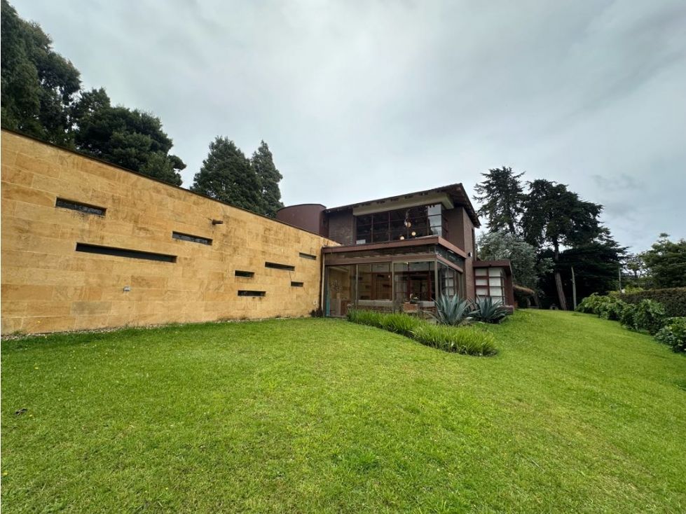 Casa en arriendo Antioquia Envigado Envigado 500 m2 Habitaciones 4 Baños 5 Garajes 2 Precio $28000000