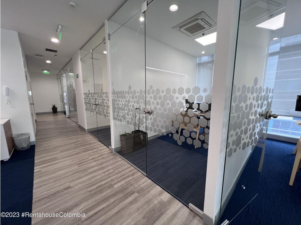 Oficina en venta Cundinamarca Bogotá Santa Ana Occidental - Edif Tierra Firme Wsap 150 m2 Habitaciones 0 Baños 2 Garajes 3 Precio $2450000000