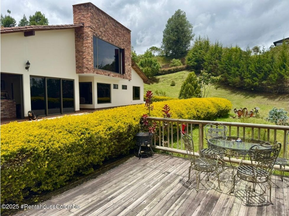 Casa en venta Antioquia El Retiro El Retiro 325 m2 Habitaciones 4 Baños 6 Garajes 7 Precio $2000000000