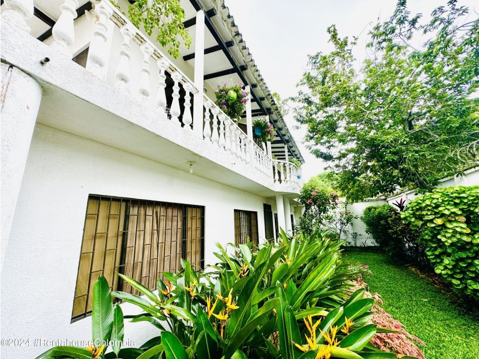 Casa en venta Tolima Carmen De Apicalá Carmen De Apicalá 280 m2 Habitaciones 7 Baños 3 Garajes 3 Precio $530000000