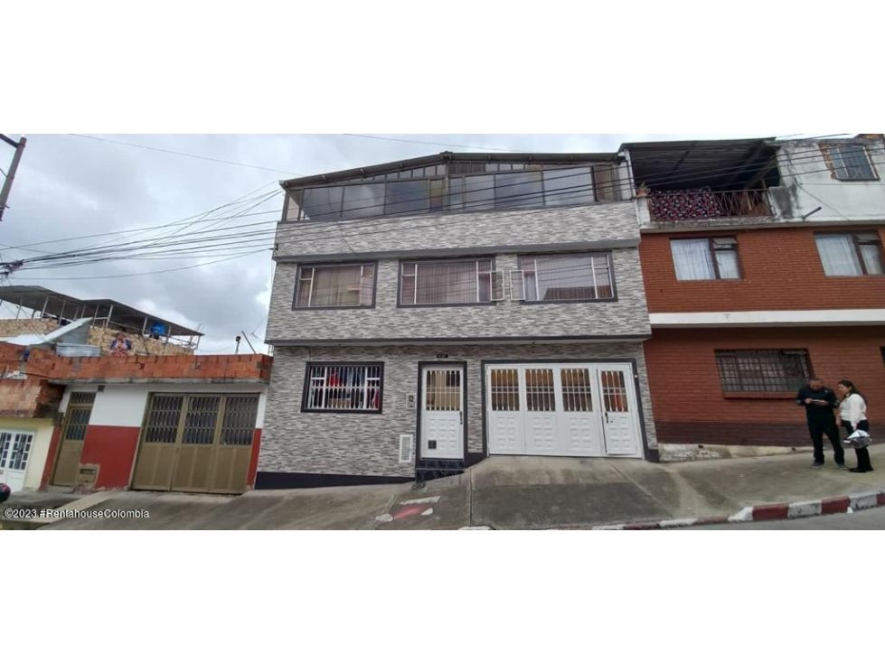 Casa en venta Cundinamarca Bogotá La Victoria 305 m2 Habitaciones 8 Baños 4 Garajes 2 Precio $610000000